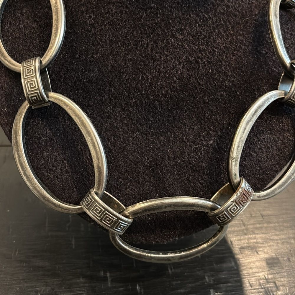 Green Key Long Chunky Distressed Silver Chain Statement Necklace - Picture 5 of 8